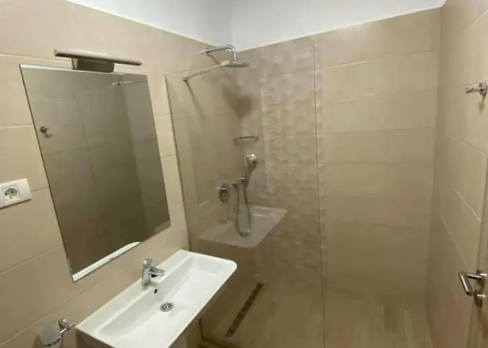 Lotus - 43 Apartment Mamaia