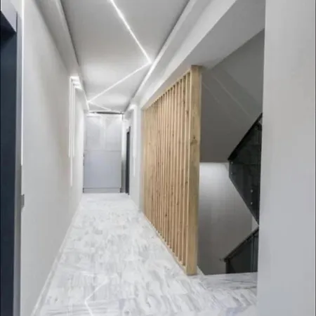 Lotus - 43 Apartment